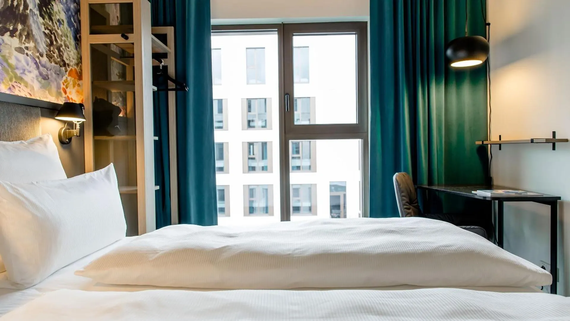 *** Hotel Motel One Antwerp Belgium